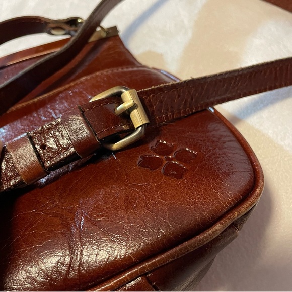 Patricia Nash Women’s Vintage Brown Veneto Tooled Leather Saddle Crossbody Purse - Picture 4 of 7